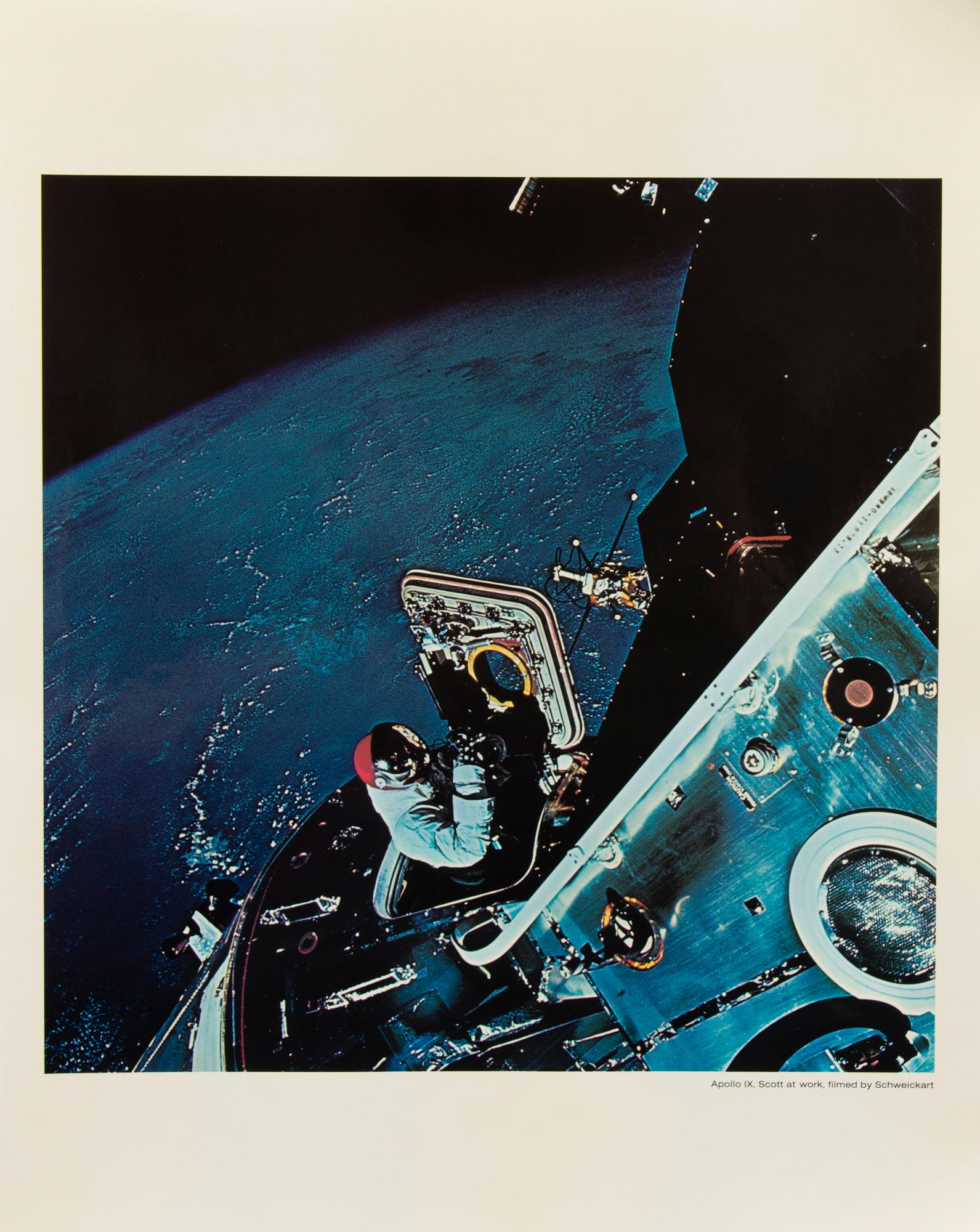 Twenty Photographs of the Moon, publisher Omega / Perkko Oy, 1969.
