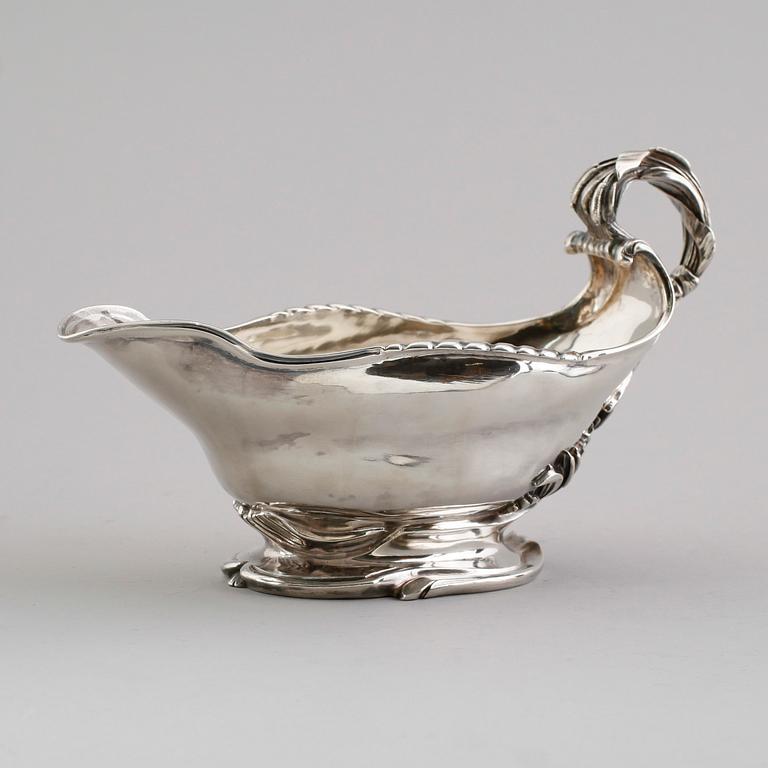 SÅSKANNA, silver, Frankrike, 1800-tal. Vikt ca 543 gram.