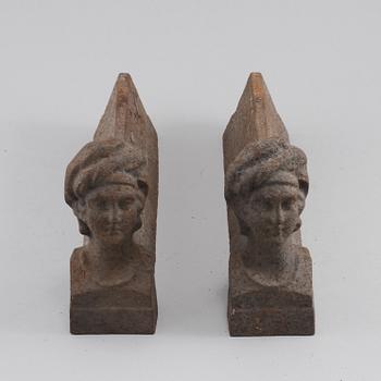 ELDHUNDAR, ett par, järn, 1900-/2000-tal.