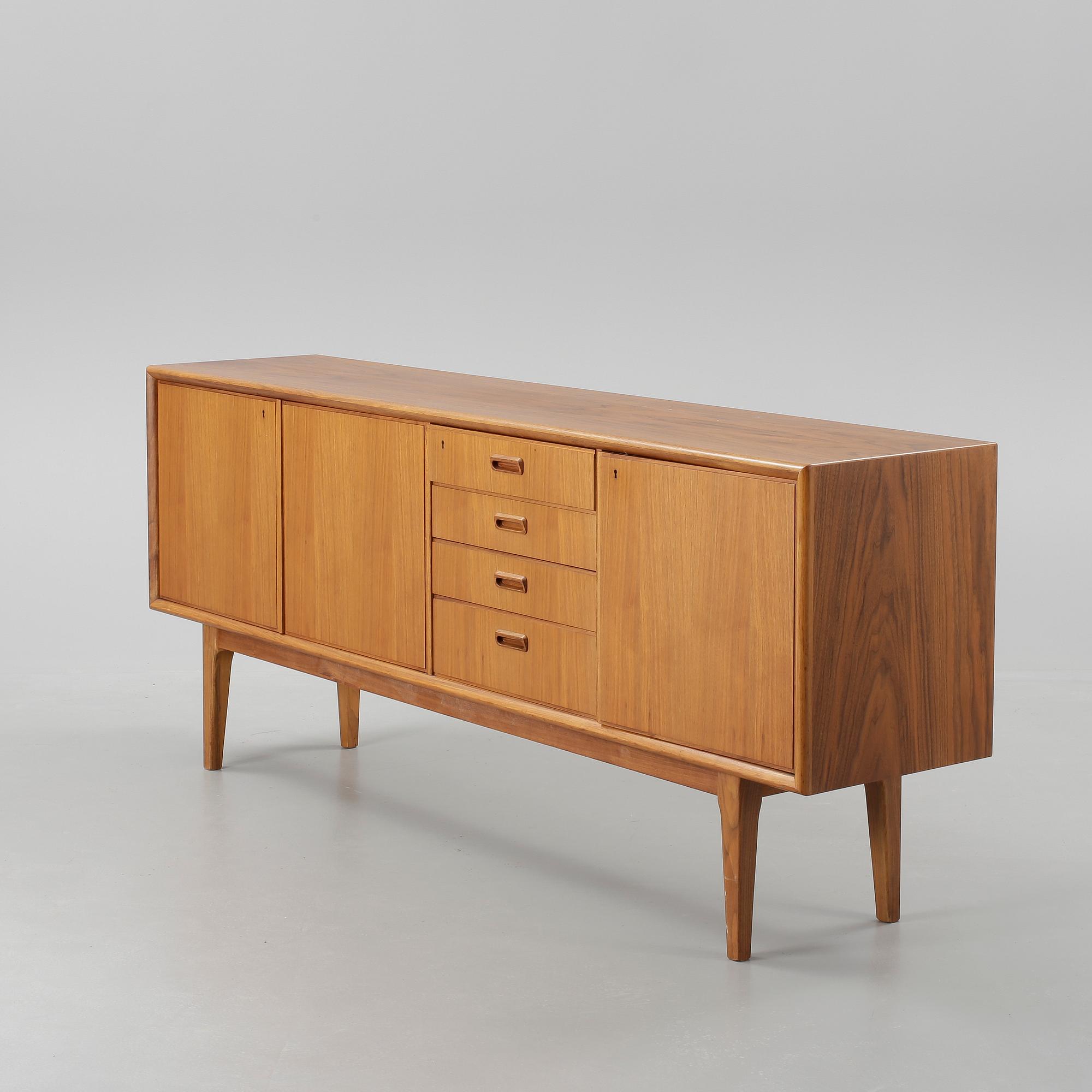 SIDEBOARD, 1960-tal.