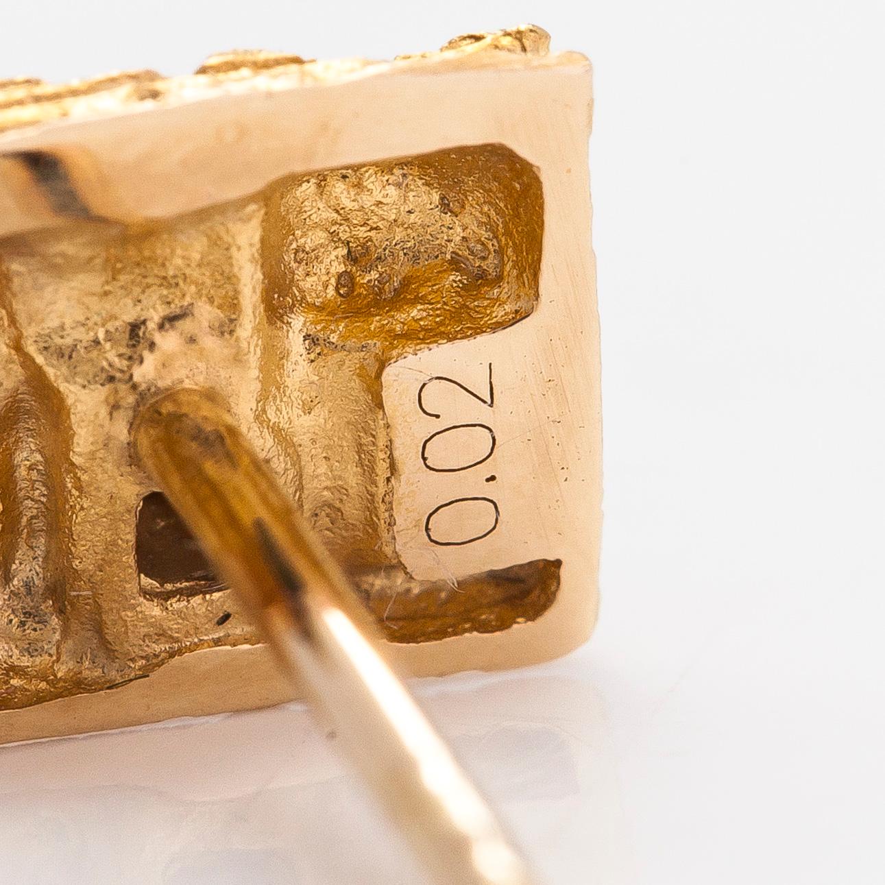 Björn Weckström, Örhängen "Thai", 14K guld, diamanter ca 0.04 ct tot. Kalevala Koru.