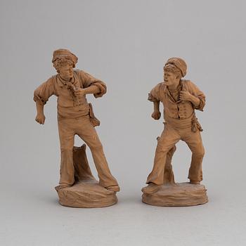 GIUSEPPE VACCARO CALTAGIRONE, skulpturer, 2 st, terracotta, signerade.
