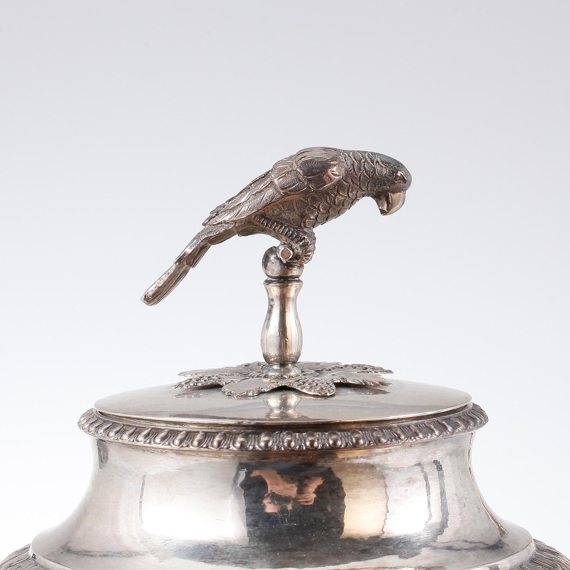 KAFFEKANNA, silver, Jakob Lundberg, Stockholm, 1829. Vikt ca 835 gram.
