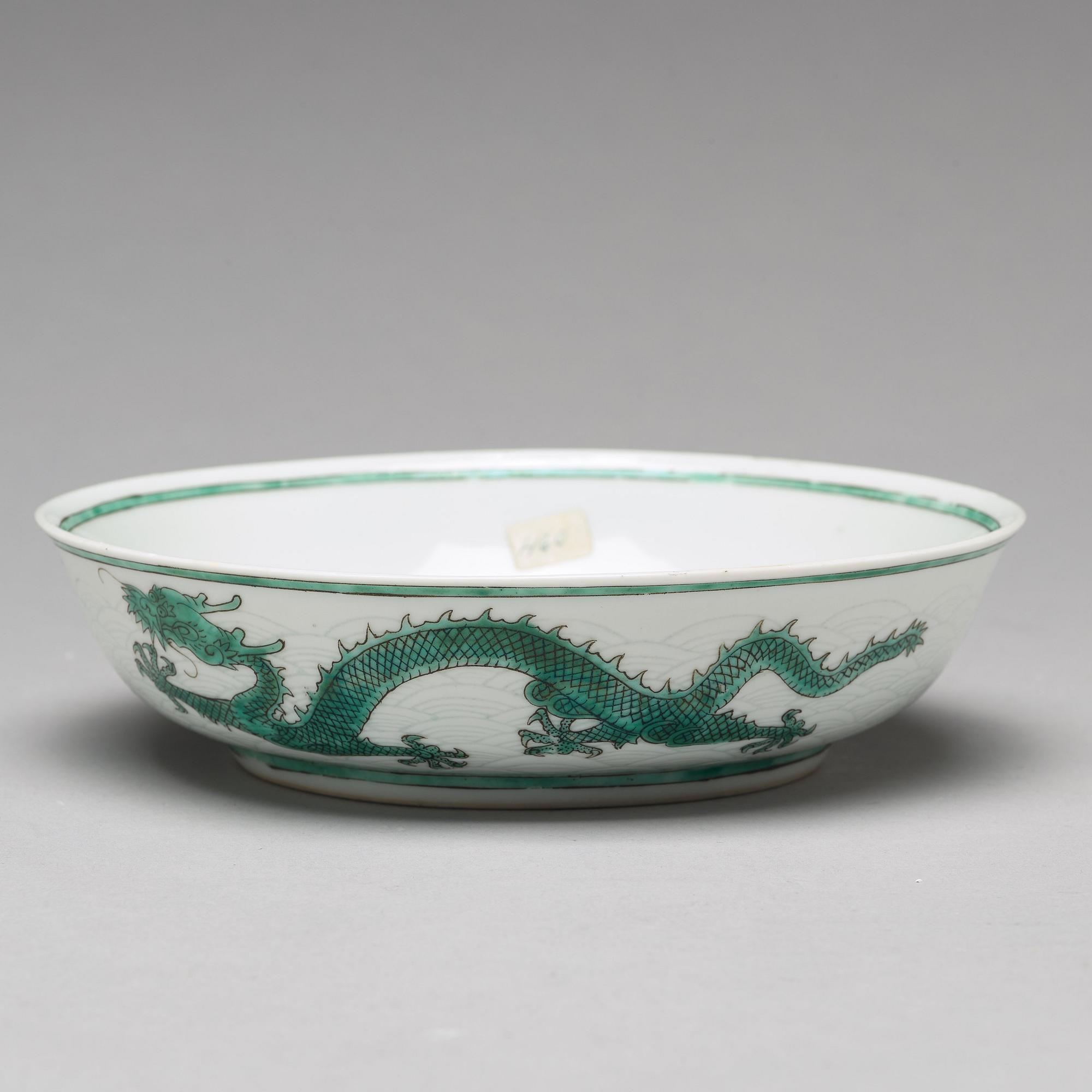 A pair of green dragon dishes, Qing dynasty with Jiaqing mark.
