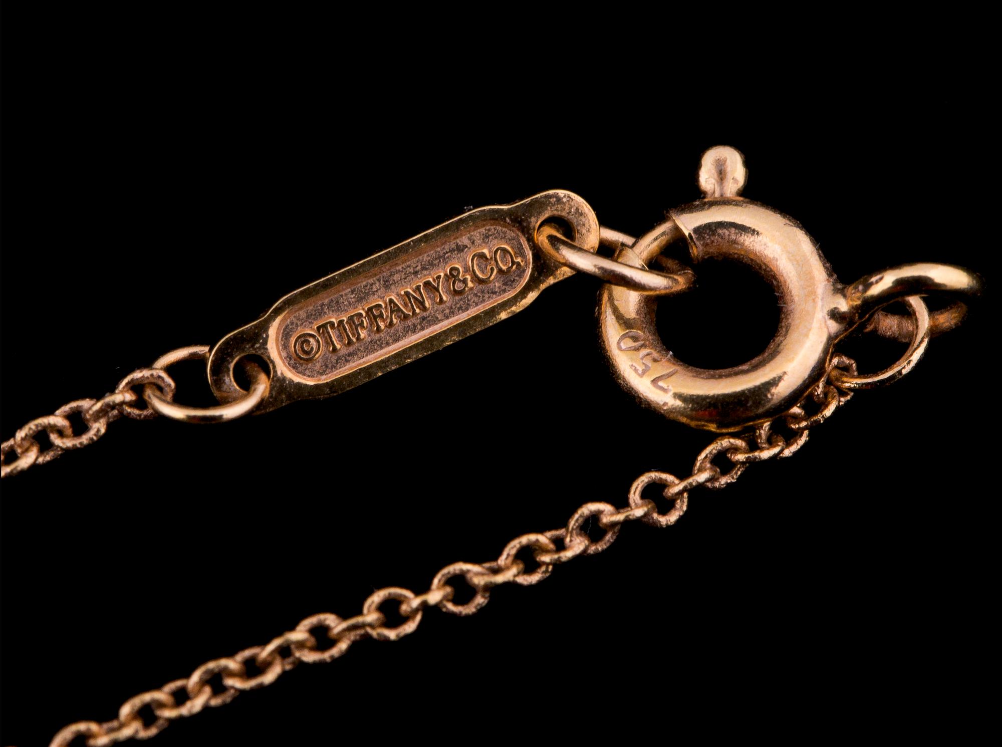 HÄNGE MED KEDJA, 18 k roséguld med fasettslipad diamant, enl cert fancy vivid orangy yellow, ca 0.51 ct. Vikt ca 0,7 g.