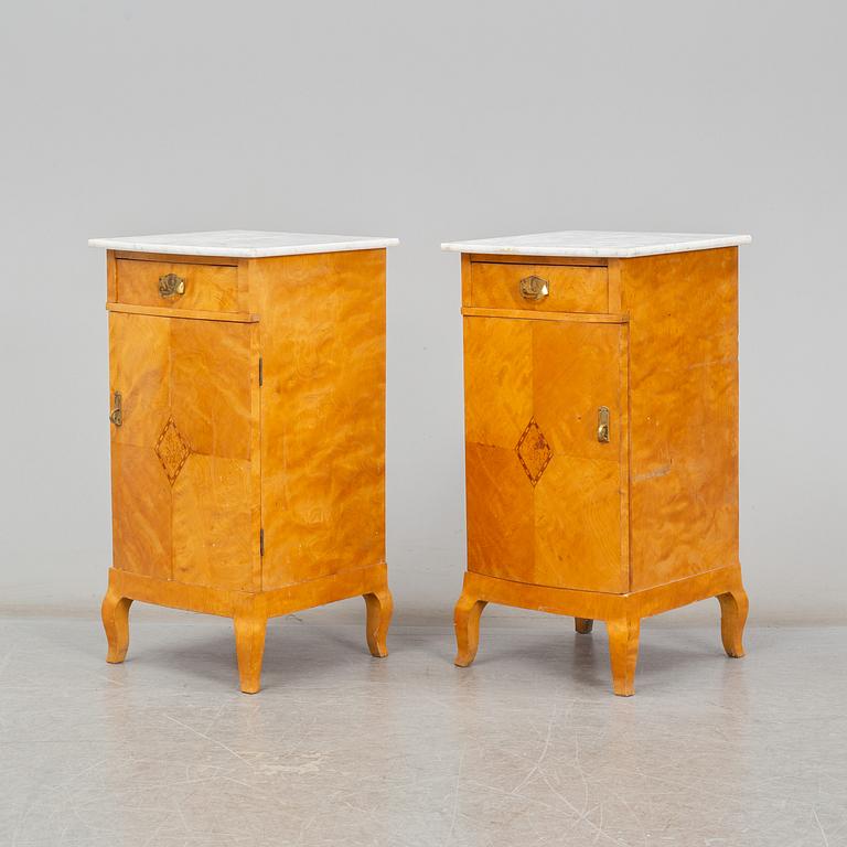 SÄNGBORD, ett par, 1900-talets första hälft.