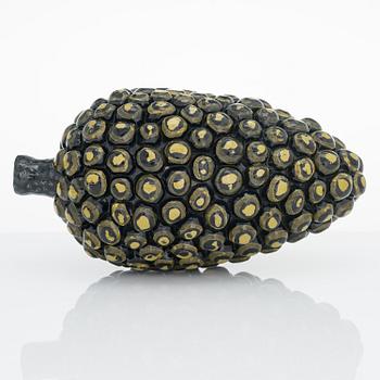 BIRGER KAIPIAINEN, a ceramic sculpture signed Kaipiainen.