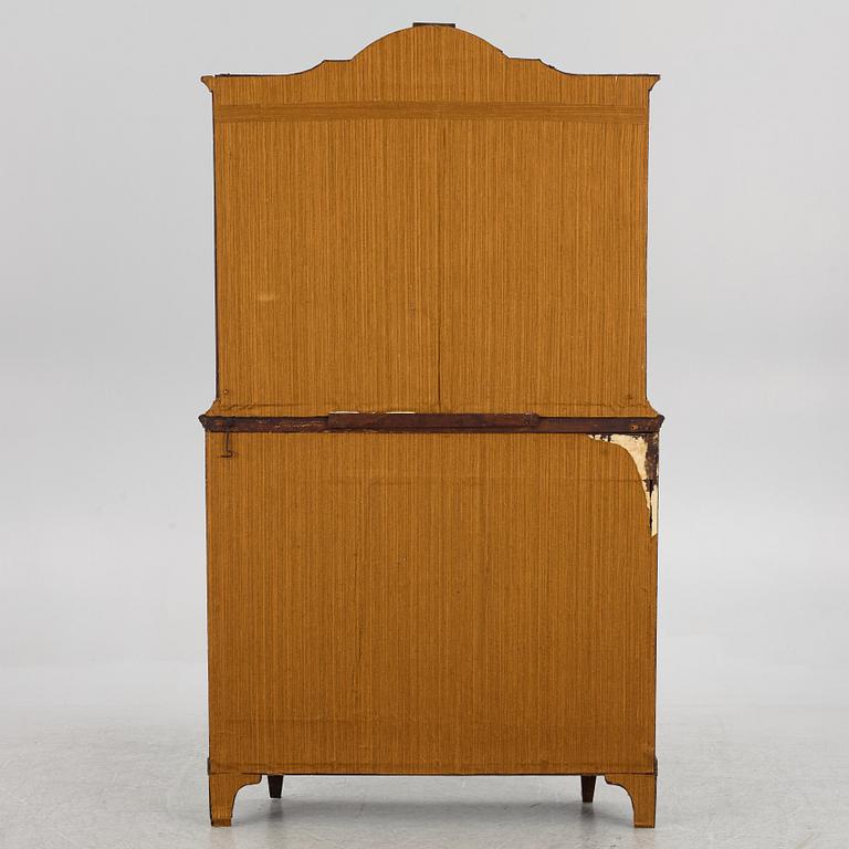 Vitrinskåp, 1800-tal.