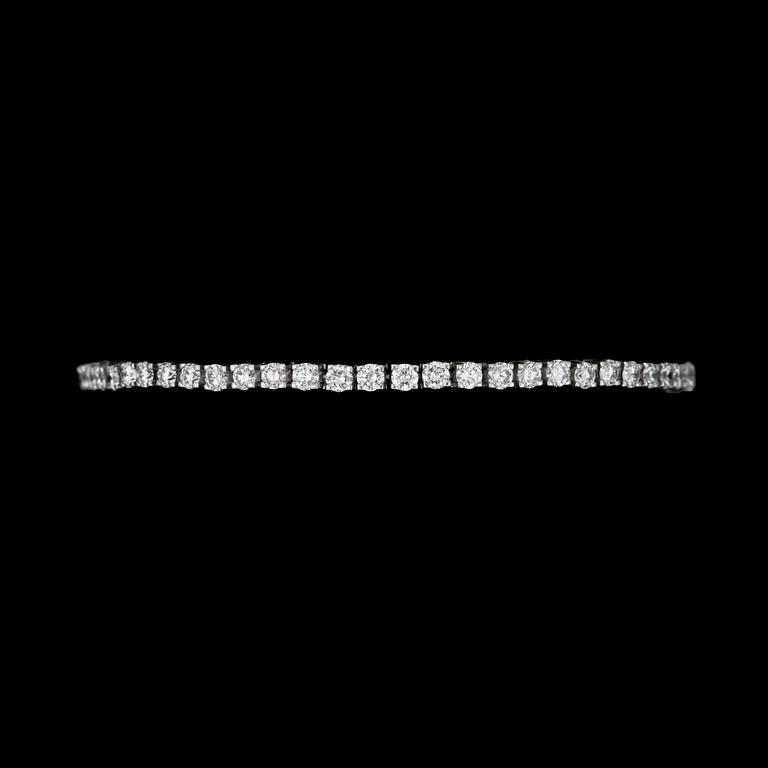 A diamond line bracelet, set with diamonds tot. app. 6 cts.