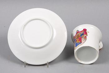 PRAKTKOPP med FAT, porslin, 1800-tal.