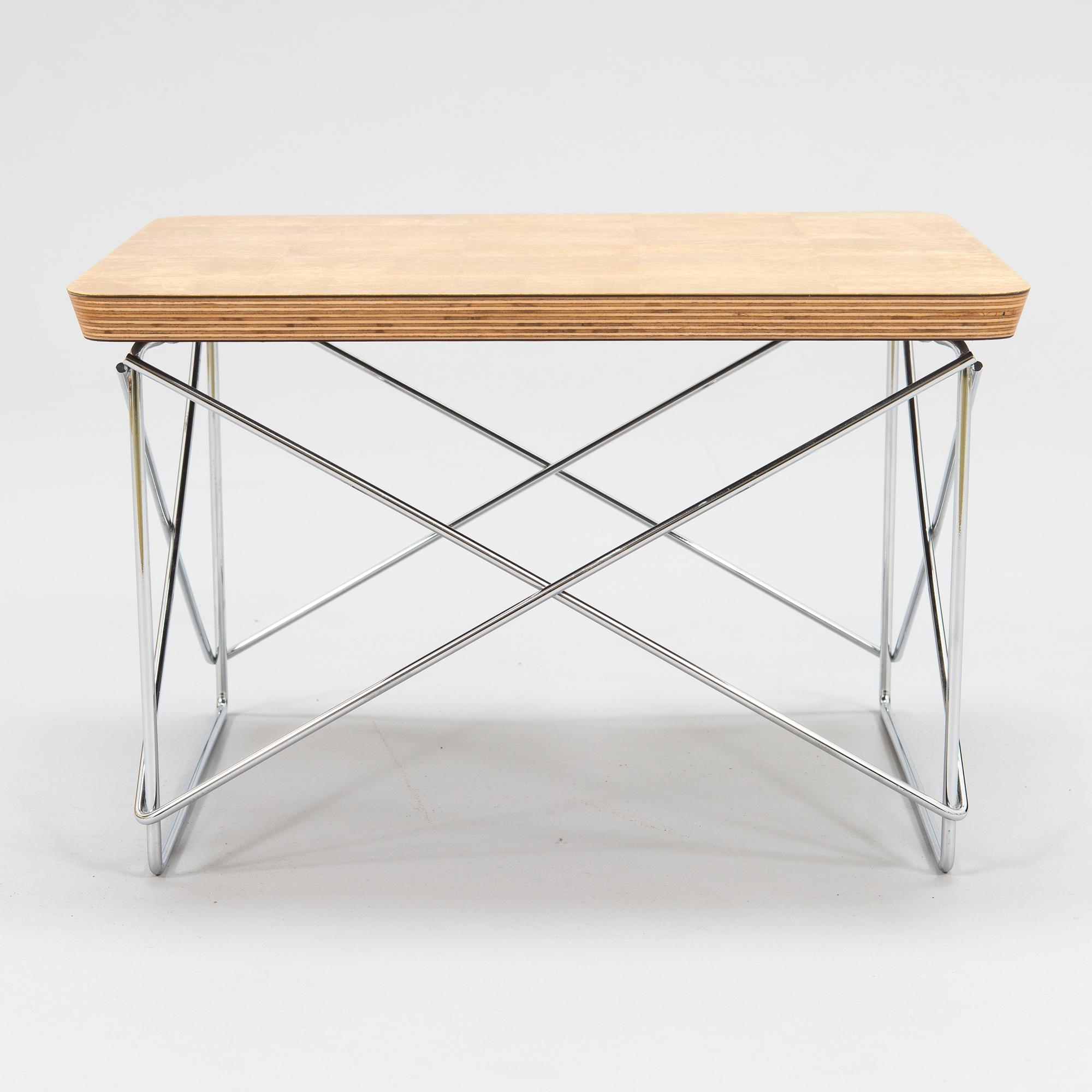 Charles & Ray Eames, Soffbord, LTR Occasional Table, Vitra Design Museum, 1999. Formgivet år 1950.