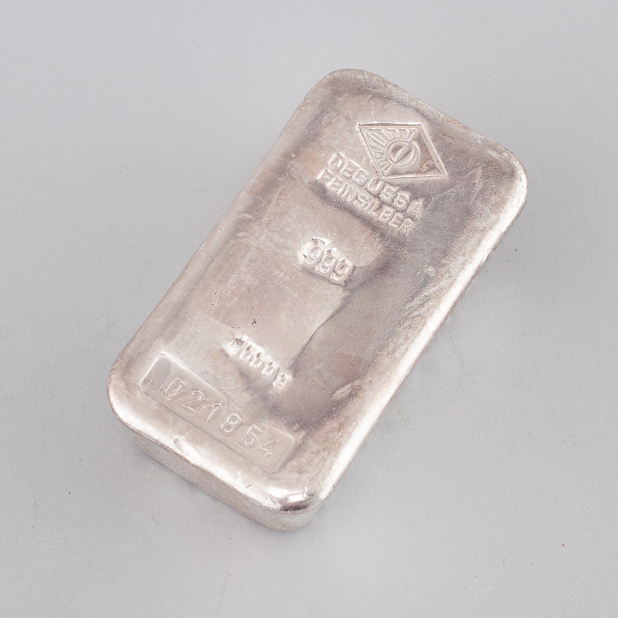 SILVERTACKA, 999,0 finsilver. Vikt ca 1 kg.
