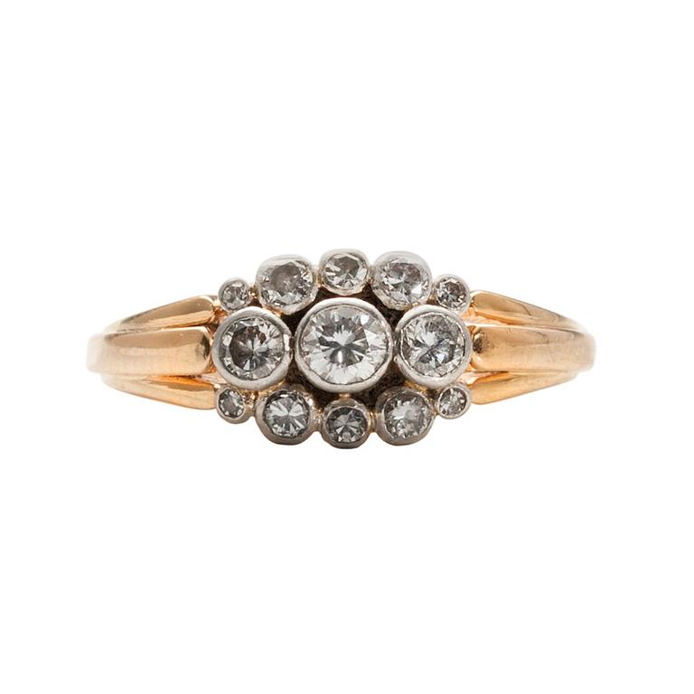 A RING, 18K gold. Brilliant and 8/8 cut diamonds H/vs c. 0.55 ct. A. Tillander 1951. Size 17-. Weight 3,7 g.