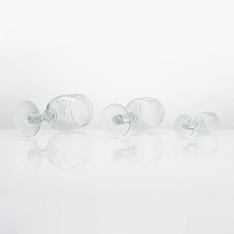 A 44-piece glassware set,