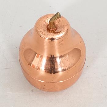 A Krögarhuset 1970s copper ice pail.