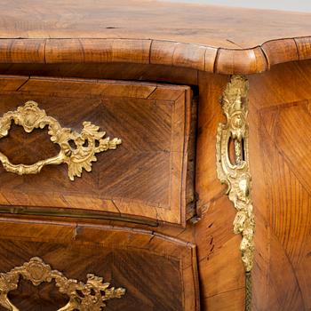 BYRÅ, rokoko, 1700-tal.