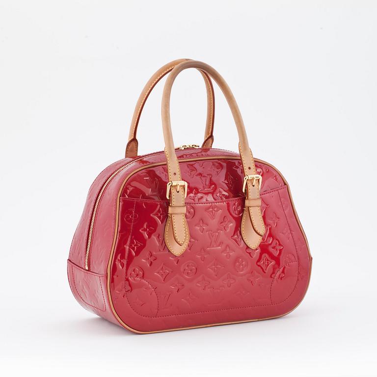 LOUIS VUITTON, a red vernis handbag, "Summit Drive".