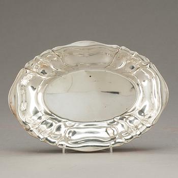 FAT, rokokostil, svenska importstämplar, silver, vikt ca 214 g.