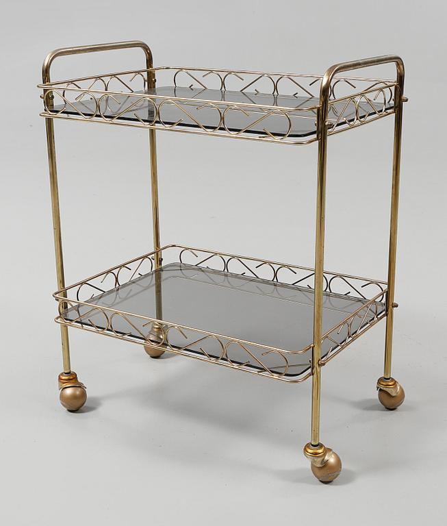 SERVERINGSVAGN, 1900-talets andra hälft.