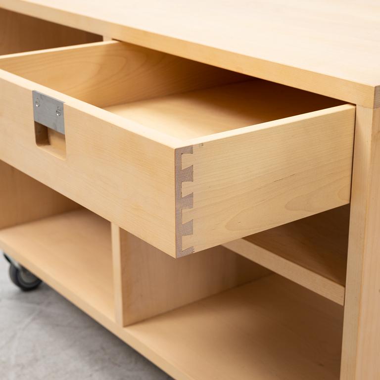 Drawer unit, contemporary.