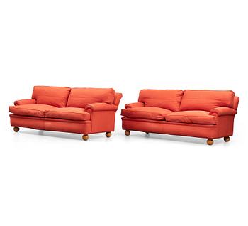 A pair of sofas, late 20th century.