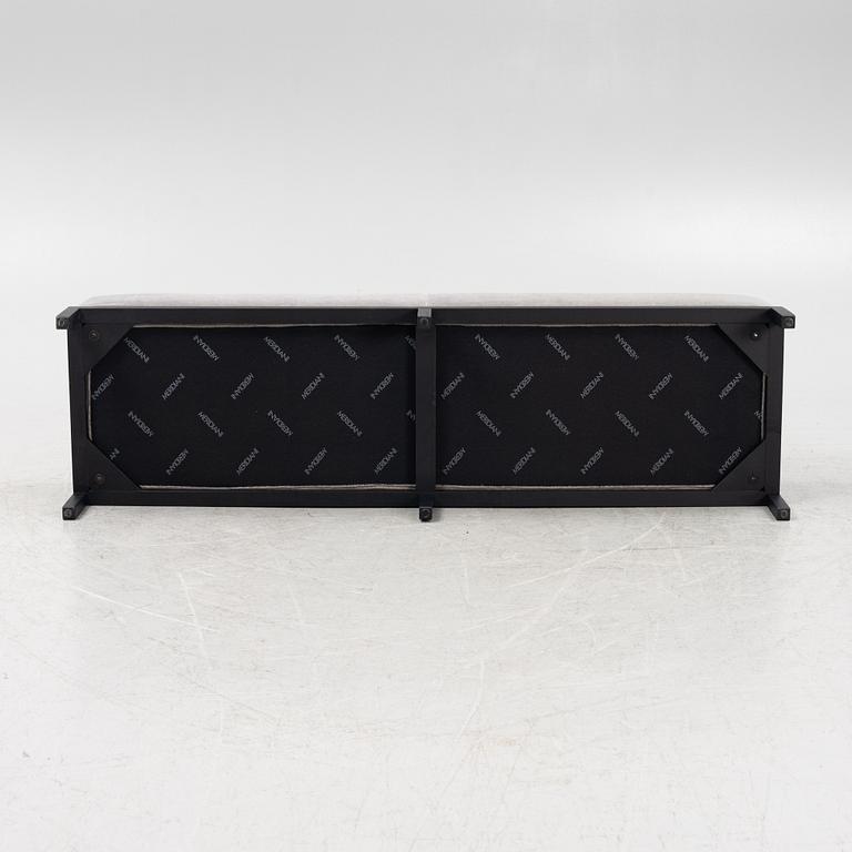 A bench from Meridiani.