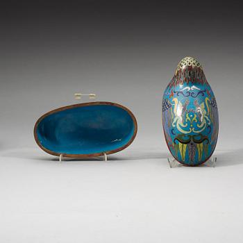 A pair of cloisonné quail tureens with covers, Qing dynasty, (1664-1912).