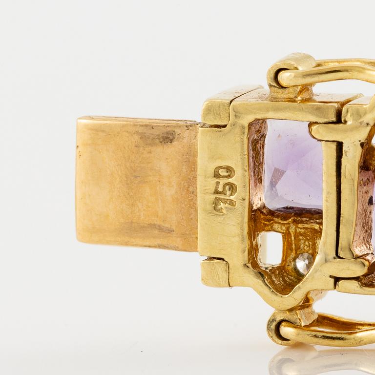 An H. Stern bracelet 18K gold with coloured gemstones and round brilliant-cut diamonds.