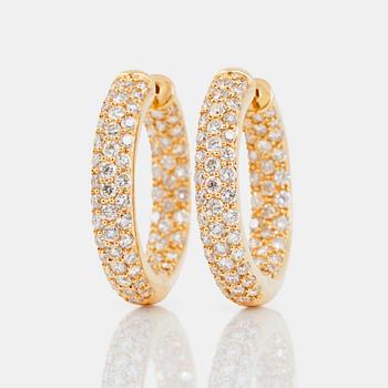 1195. A pair of diamond hoop earrings, 2.65 cts according to engraving.