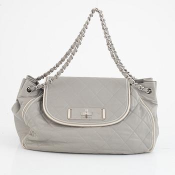 Chanel, bag, "East West Accordion Flap Bag", 2008-2009.