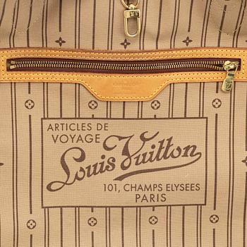 Louis Vuitton, a monogram canvas 'Neverfull' bag.