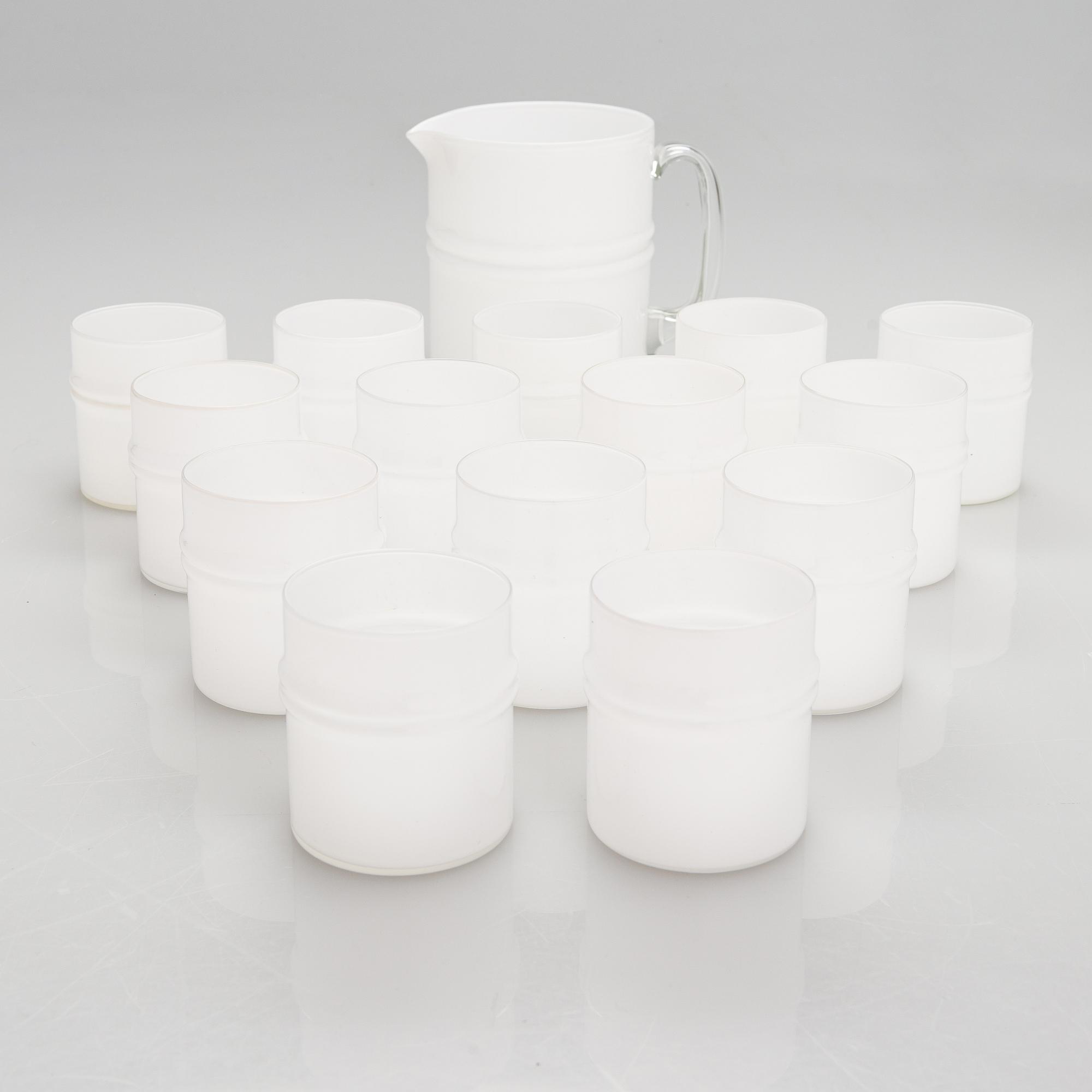 Timo Sarpaneva, set of 14 drinking glasses and a jug, 'Ripple' 2054 for Iittala.