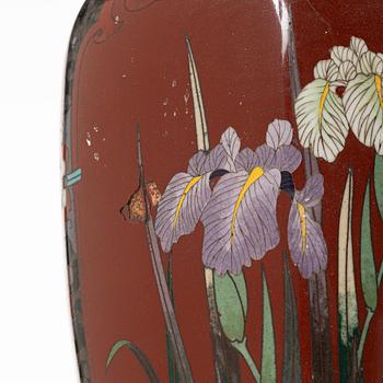 Two similar cloisonné vases, Japan, Meiji (1868-1912).