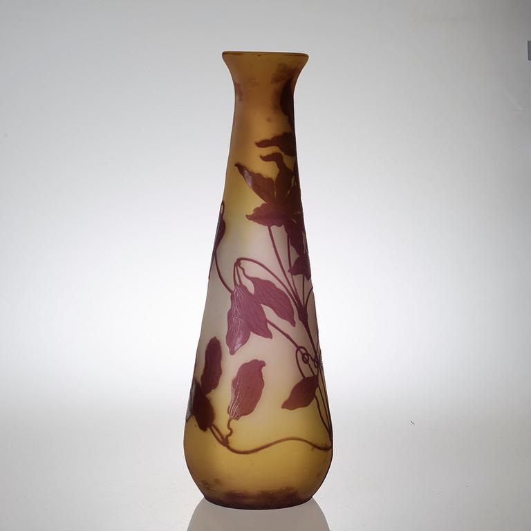 An Emile Gallé Art Nouveau cameo glass vase, Nancy, France.