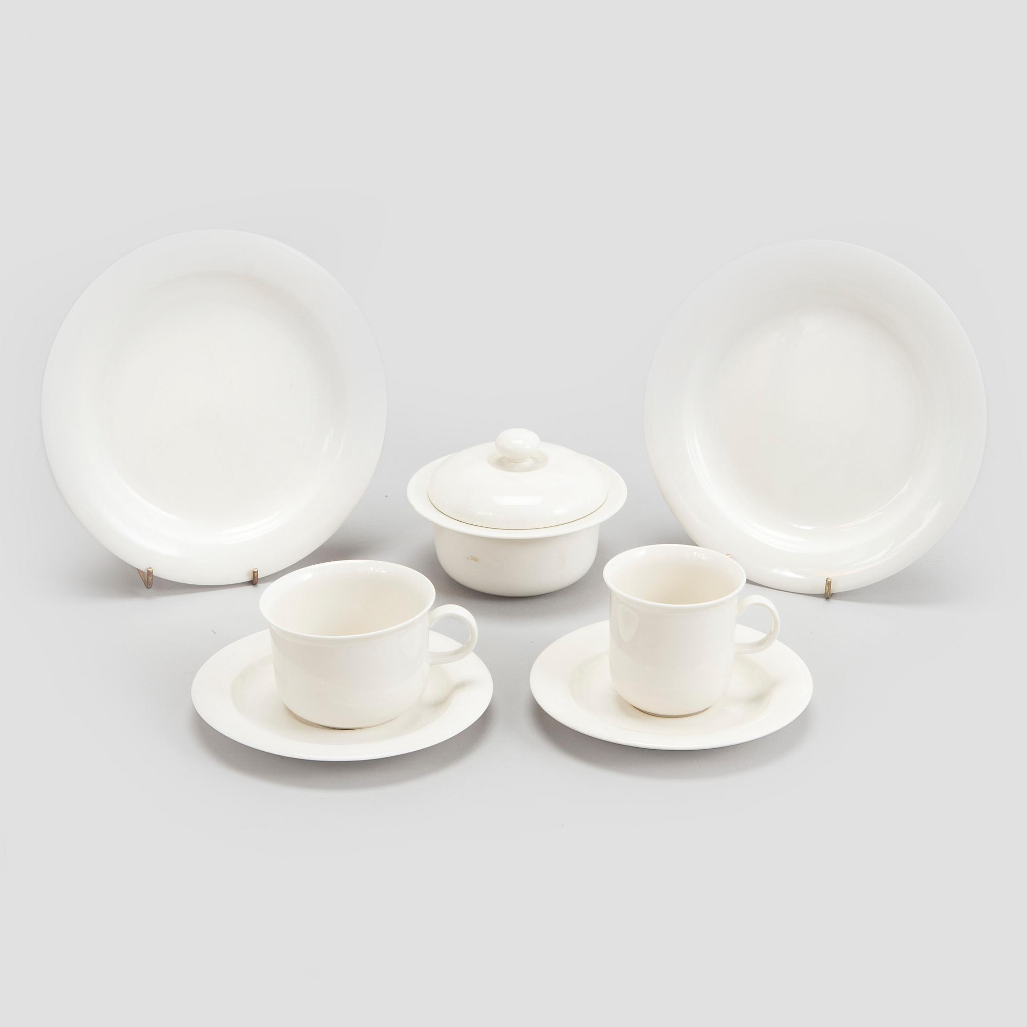 Inkeri Leivo, astiaston osia, 45 kpl, "Arctica", Arabia.