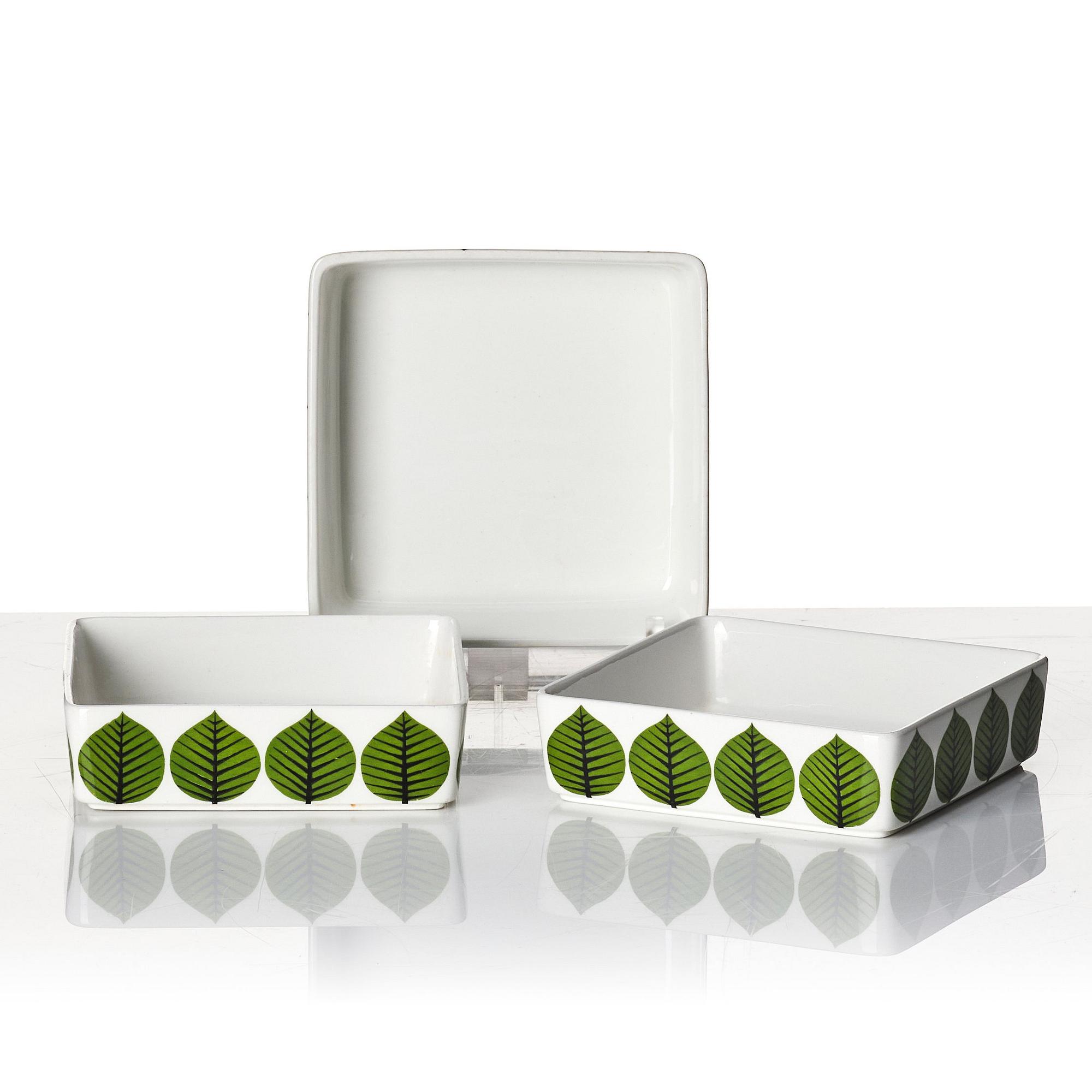 Stig Lindberg, a 41 pieces 'Berså' service, Gustavsberg, Sweden 1961-74.