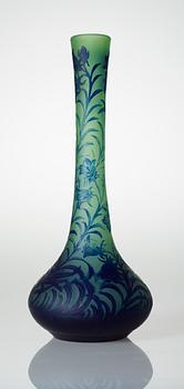 An Axel Enoch Boman Art Nouveau cameo glass vase, Reijmyre 1916.