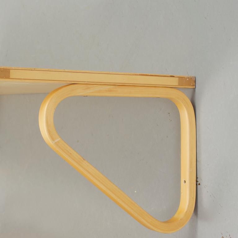 HYLLOR, ett par, Alvar Aalto, Artek.