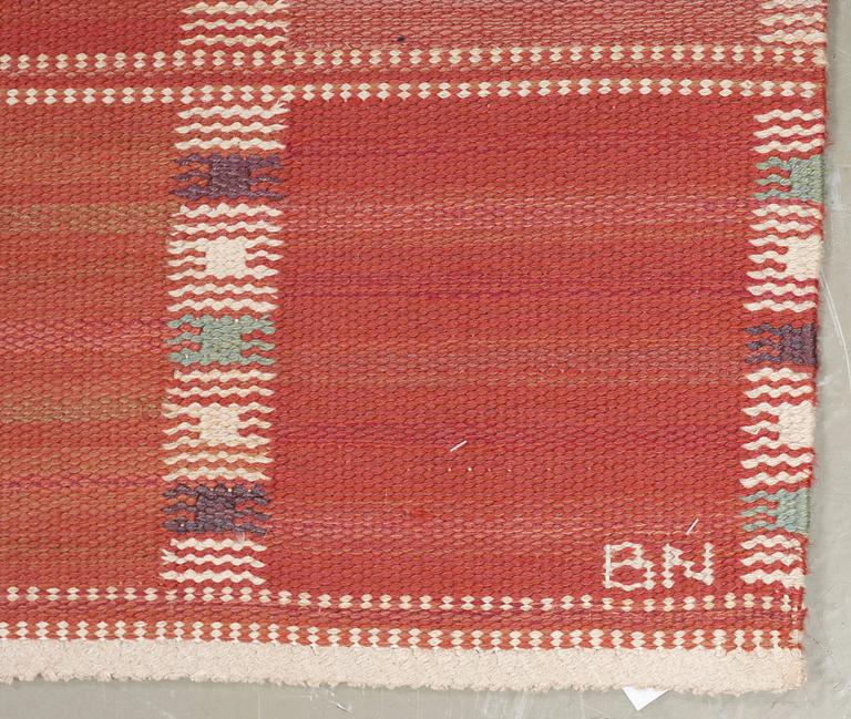 RUG. "Falurutan, röd". Flat weave. 212,5 x 168 cm. Signed AB MMF BN.