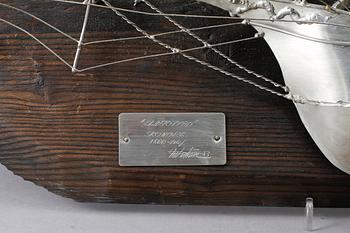 URBAN STRÖM, 2 st, väggskulpturer, signerade och daterade -82 och -83.