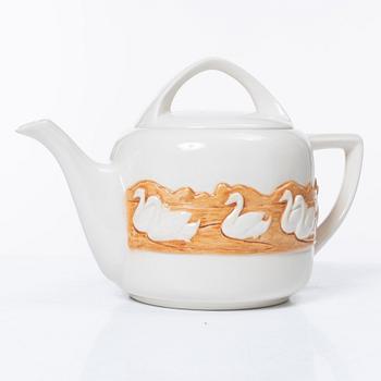 Tea service, 9 pieces, Bordallo Pinheiro Caldas Da Rainha, Portugal, late 20th century.