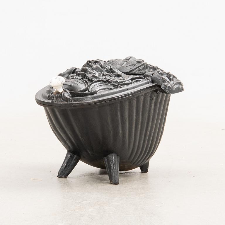 Coal box, 20th century, cast iron.