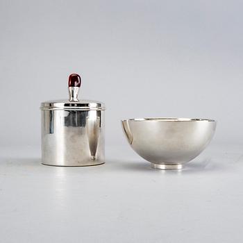 Anders Olsson skål samt ask med lock silver Mexiko 1900-tal.