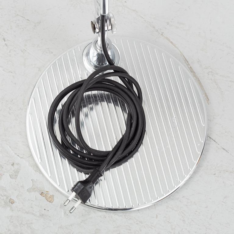 Michele De Lucchi & Giancarlo Fassina, skrivbordslampor, ett par, "Tolomeo", Artemide, Italien.