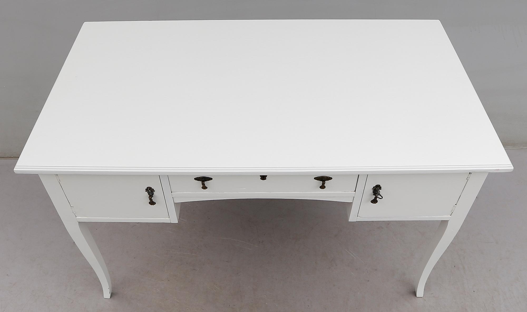 SKRIVBORD, 1900-talets första hälft.