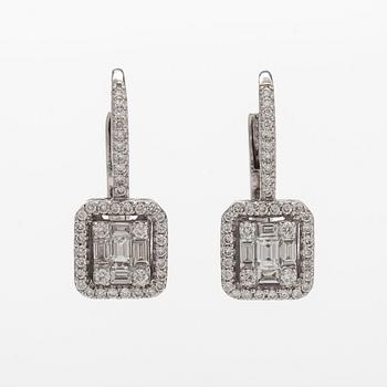 Earrings, 18K white gold set with brilliant and baguette cut diamonds.