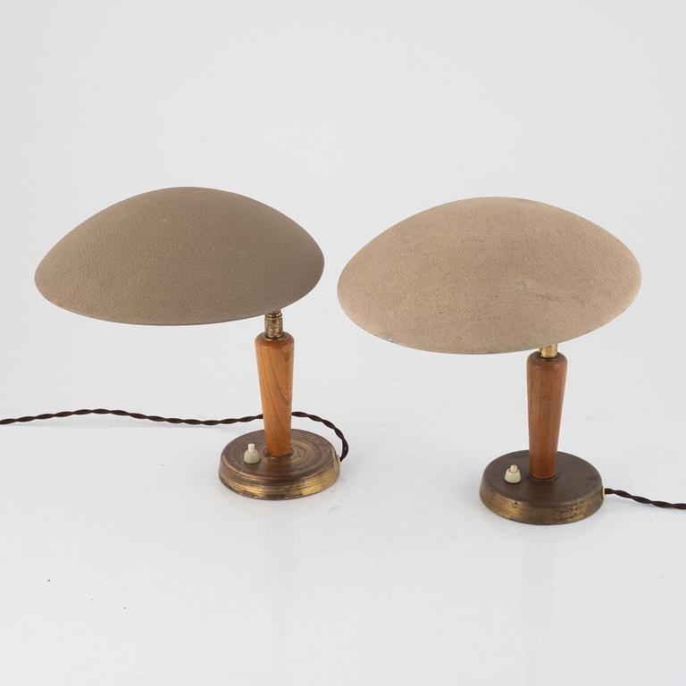 Bertil Brisborg, a pair of table lamps, model "32745", Nordiska Kompaniet, 1940s-1950s.