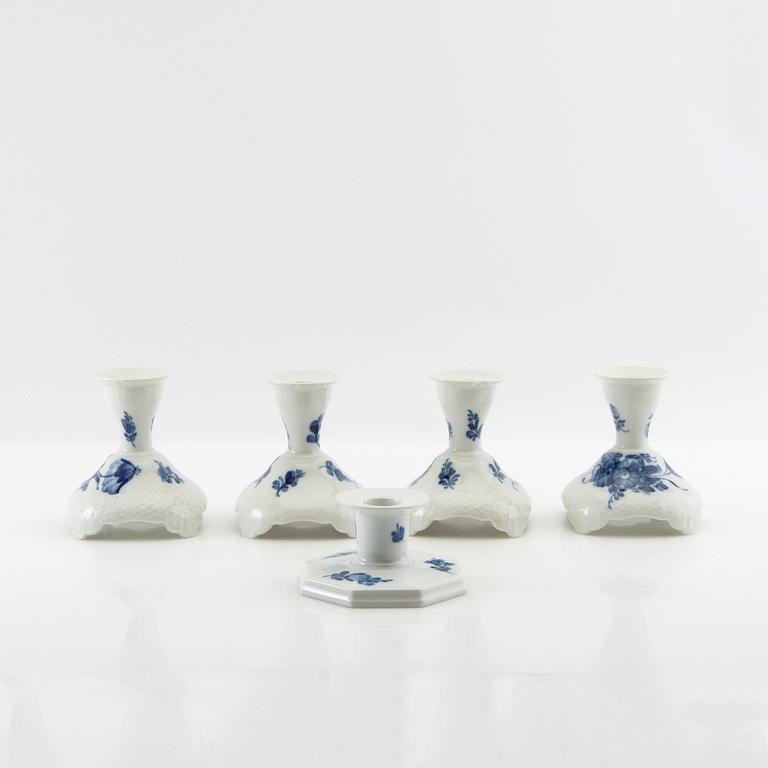 Service approximately 140 pieces "Blue Flower" Royal Copenhagen Denmark 20th century porcelain.