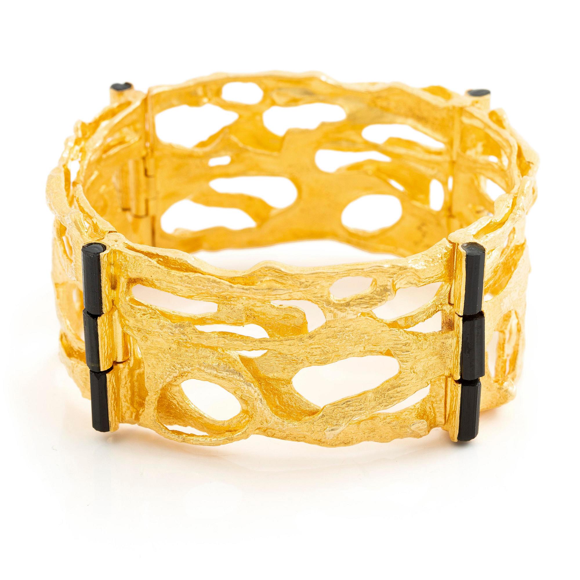 Björn Weckström, bracelet, "Offereld", 18K gold with tourmaline sticks, Lapponia 1972.