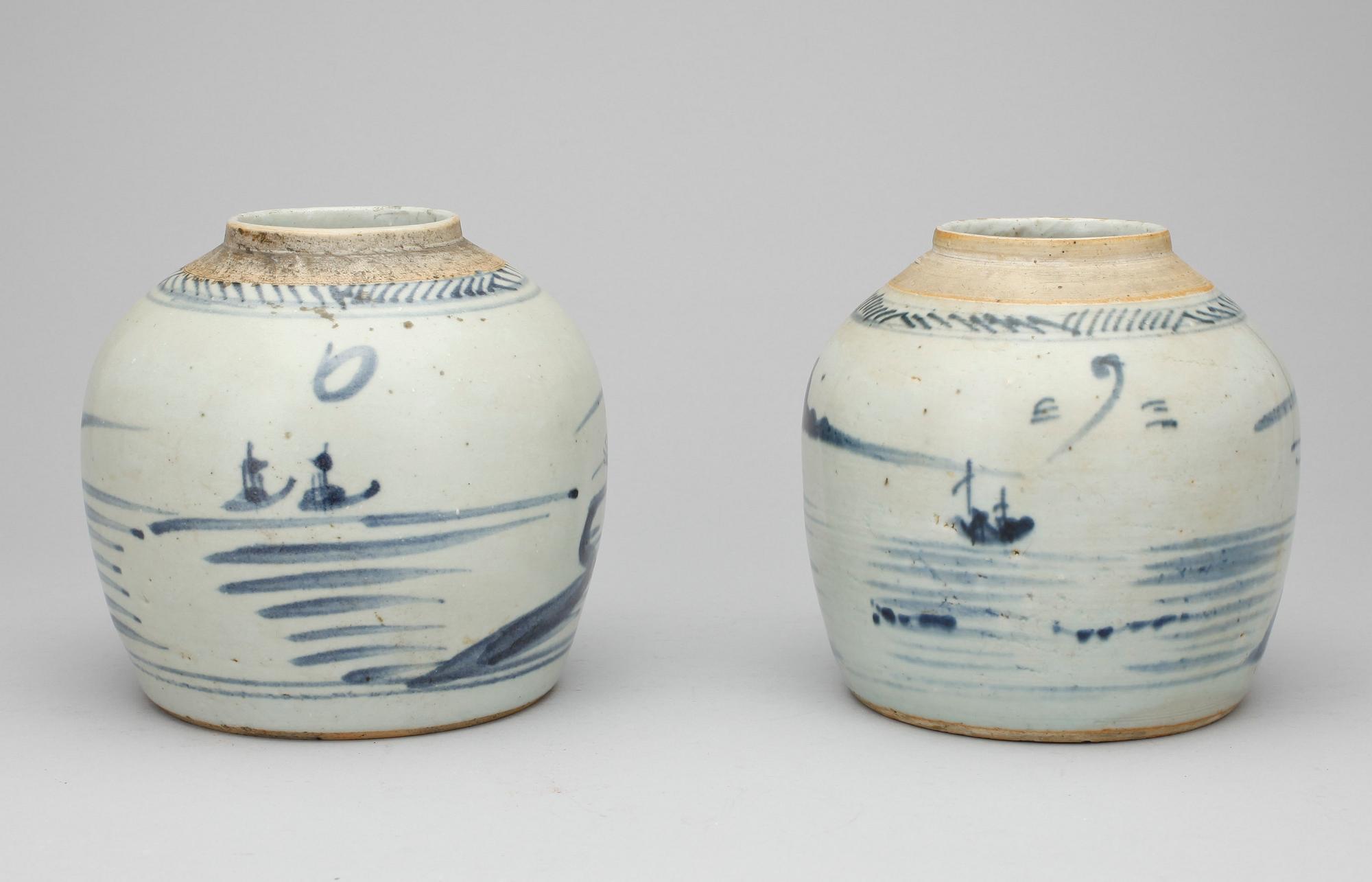 BOJANER, 2 st, snarlika, porslin, Kina, Qianlong (1736-1795).